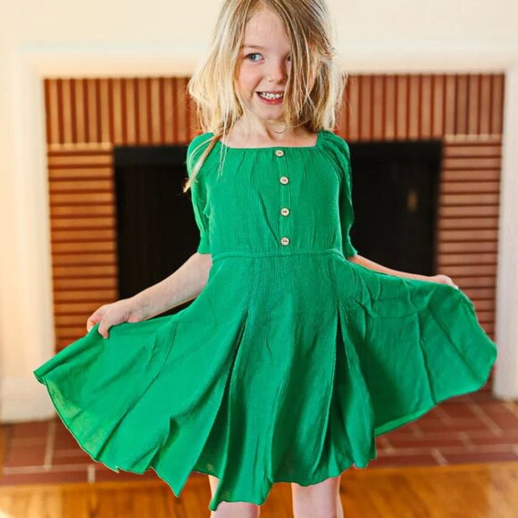 NWT  -Sizes-Sm-Med-Large & XL -Green Pleated Back Dress - Picture 4 of 6